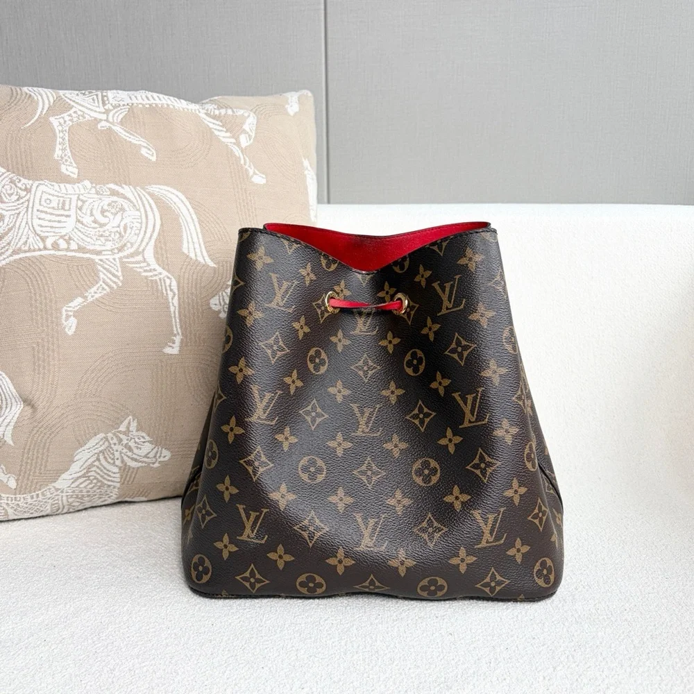 Louis Vuitton Monogram Neonoe MM Coquelicot Bag - Picture 3 of 7